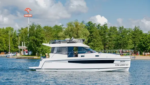 Platinum 35 - jacht produkowany na Mazurach, w stoczni w Giżycku - zdjęcie 1