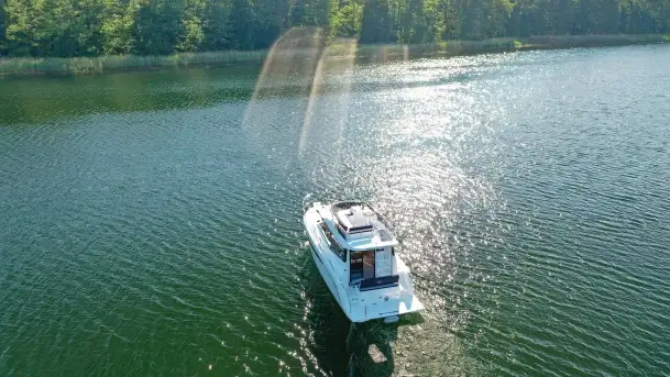 Platinum 35 - jacht produkowany na Mazurach, w stoczni w Giżycku - zdjęcie 11