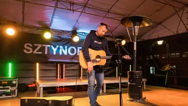 Grają na Mazurach - Piotr Karpienia - zdjęcie 4