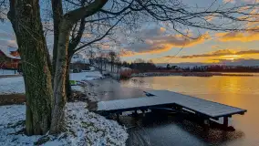 Zachód słońca nad jeziorem Duże Wilkasy, luty 2023 - zdjęcie 12