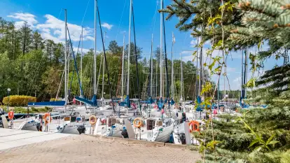 Port Sailor nad jeziorem Kisajno, maj 2023 r.