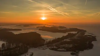 Mix ujęć z lotu ptaka w zimowej wersji Mazur - cz. 3