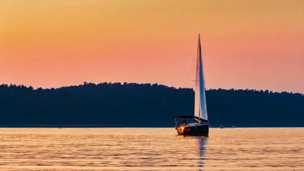Zdjęcia: Poradnik - motorowodne Mazury - jezioro Mikołajskie - zdjęcie 2