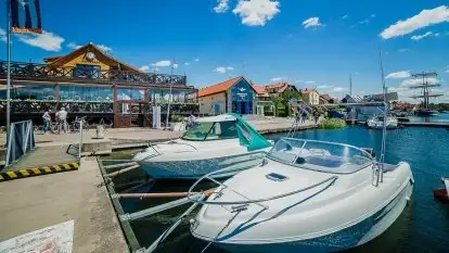 Tawerna Pod Złamanym Pagajem - zdjęcie 1