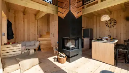 Dom w zbożu - zdjęcie 3