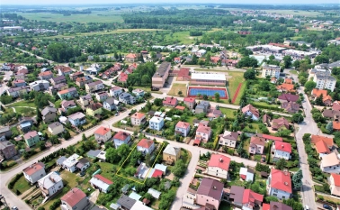 Sprzedam dwukondygnacyjny dom na dużej działce na Mazurach - zdjęcie 3