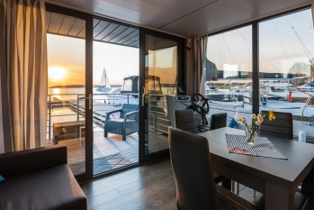 Domek na wodzie, houseboat 6-os., pływający dom - zdjęcie 12